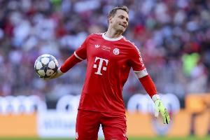 卡恩谈诺伊尔失误:世界级门将也难免失误,年龄大了可以适当轮休